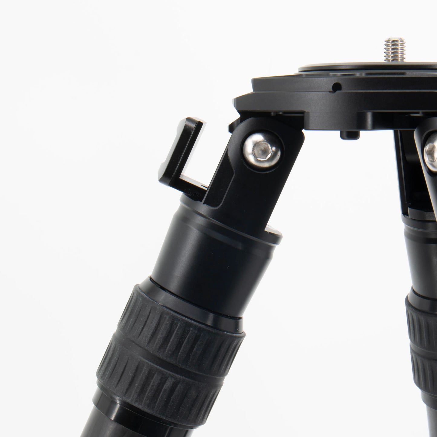 Warrior Tripods The Commander carbon fiber two section tripod